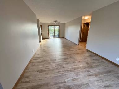 Main picture of 1912 S 5th Ave