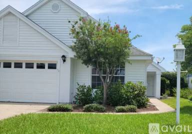 Main picture of 245 Charlemagne Cir