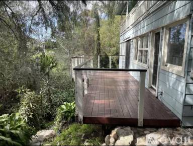 Main picture of 3664 Herbert St