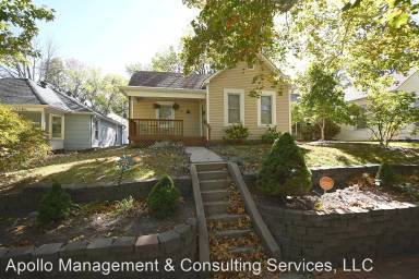Main picture of 305 Spruce St