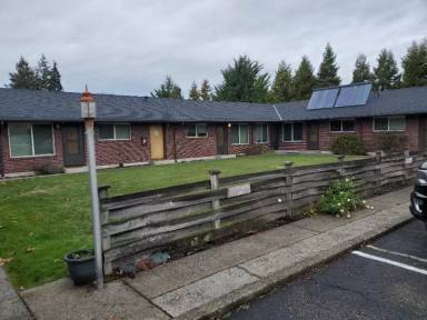 Main picture of 10606 Kendrick St SW
