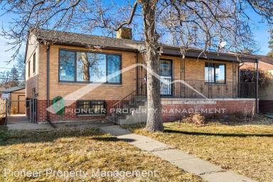Main picture of 4727 Lowell Blvd