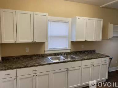 Main picture of 1005 S 25th St