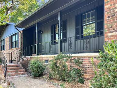 Main picture of 2904 Turtle Creek Rd