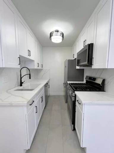 Main picture of 838 Lincoln Blvd