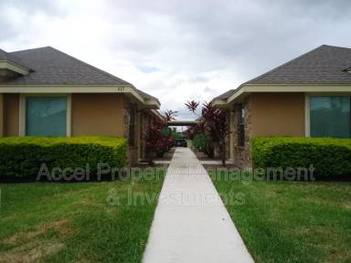 Main picture of 415 Pirul St