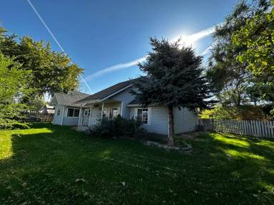Main picture of 45746 Mission Rd