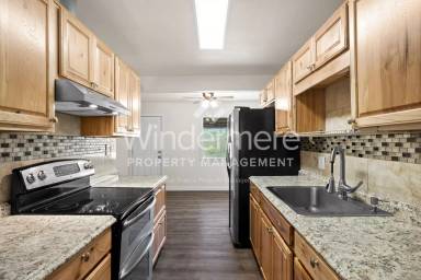 Main picture of 3617 E Grace Ave