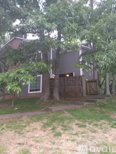 Main picture of 1068 Dover Way
