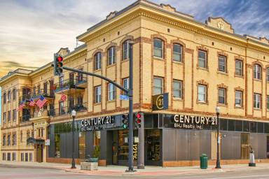 Main picture of 40 E Works St