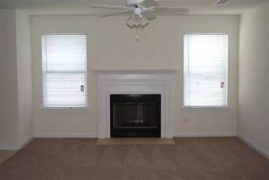 Main picture of 55 Rockingham Dr