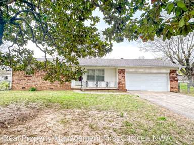 Main picture of 3199 N Sheryl Ave