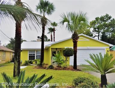 Main picture of 3916 Venus St