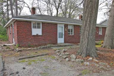 Main picture of 903 Central Dr