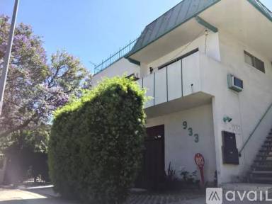 Main picture of 933 Wilcox Ave