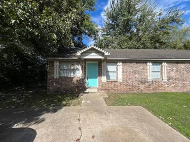 Main picture of 306 N Pool St