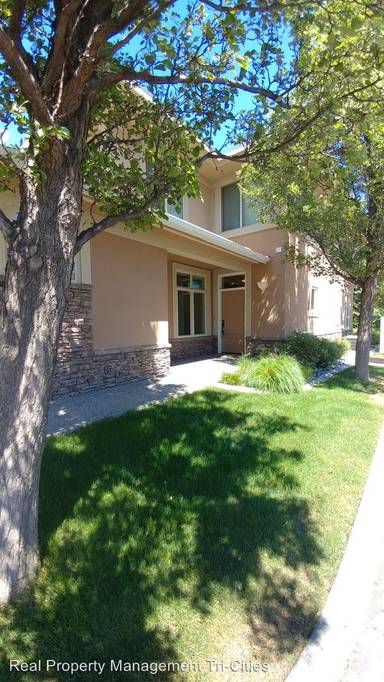 Main picture of 421 Columbia Point Dr