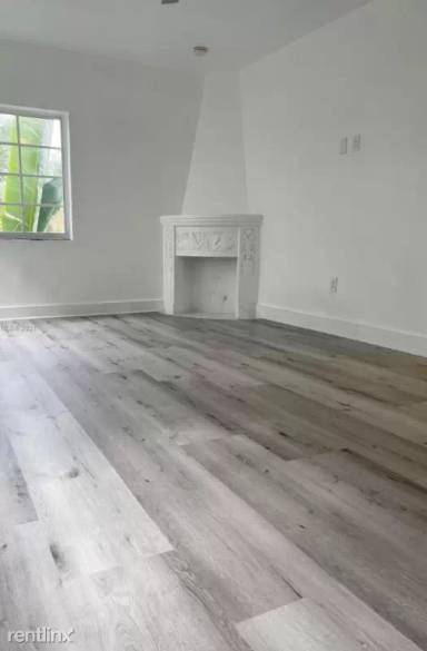 Main picture of 1550 Meridian Ave
