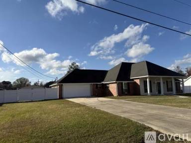 Main picture of 41265 Schafer Dr