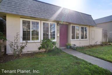 Main picture of 1813 Queen Victoria Way