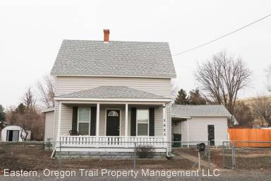 Main picture of 3623 NE Riverside Ave