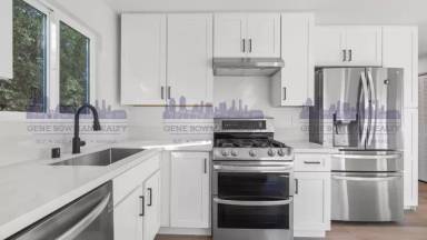 Main picture of 6742 Waterman Ct