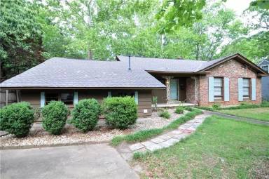 Main picture of 3463 Cloverdale Rd