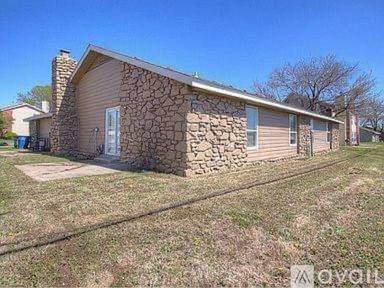 Main picture of 8112 E 65th Pl