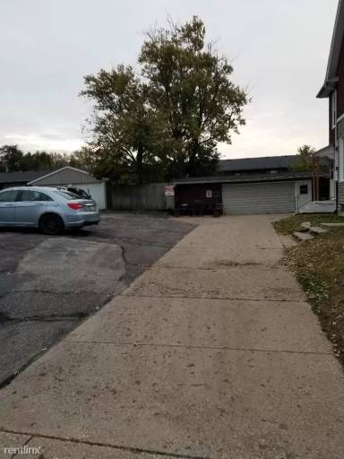 Main picture of 3580 Marine St SW