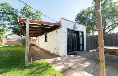 Main picture of 3017 28th St