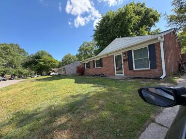 Main picture of 725 Goyne Dr