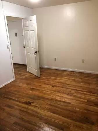 Main picture of 1010 Evergreen Ave