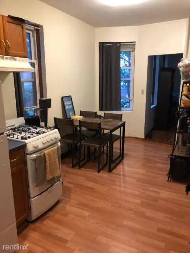 Main picture of 70 Joy St