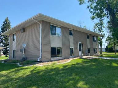Main picture of 130 2nd Ave