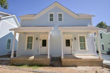 Main picture of 734 S Locust Ave