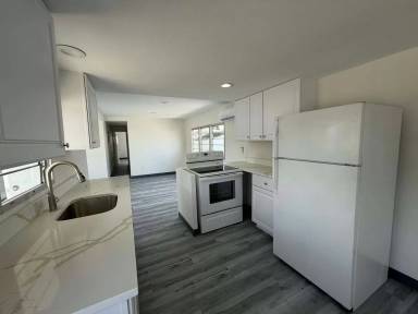Main picture of 102 Amber Ave