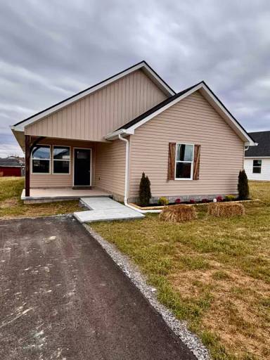 Main picture of 150 Remington Ln