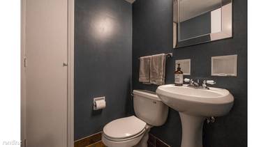 Main picture of 5150 N Kent Ave