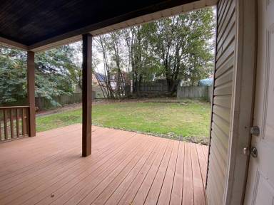 Main picture of 410 Parkwood Rd