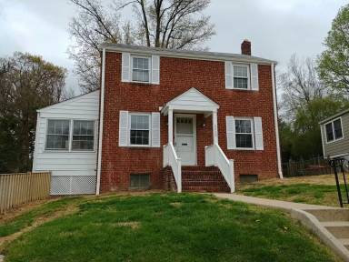 Main picture of 2430 N Powhatan St