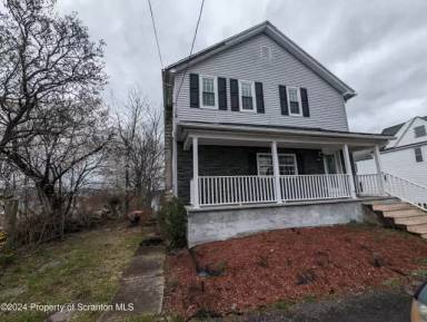 Main picture of 718 Eynon St