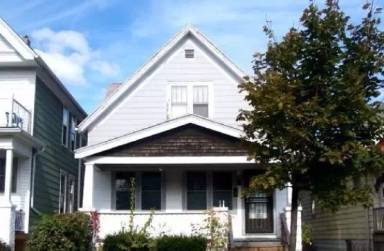 Main picture of 1304 W Ring St