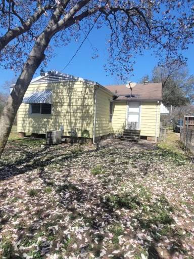 Main picture of 213 E Ratcliff St