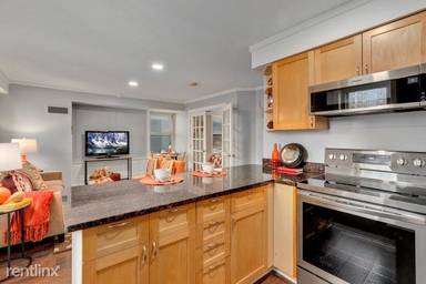 Main picture of Burnham Park Plaza Condo