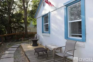 Main picture of 116 E Cooper Ave