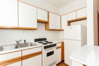 Main picture of 635 W Barry Ave