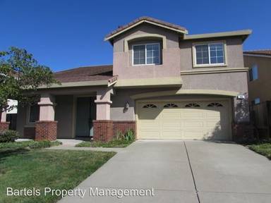 Main picture of 346 Hawk Ridge Dr