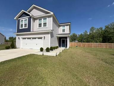 Main picture of 400 Bulrush Ct