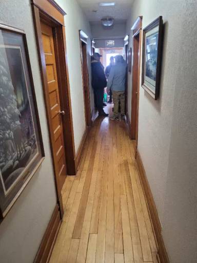 Main picture of 408 Lawler Ave S