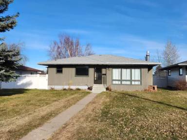 Main picture of 4107 5th Ave S